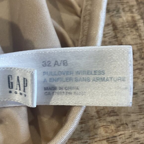GAP  Body Bra Women Bralette Small 32A/B Triangle Bra Beige Pullover Wireless - Picture 5 of 6